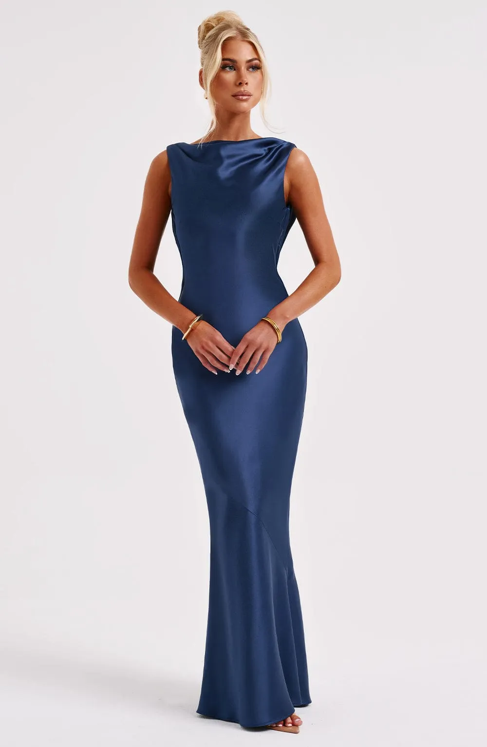 Maxi Dress Azuri in Navy