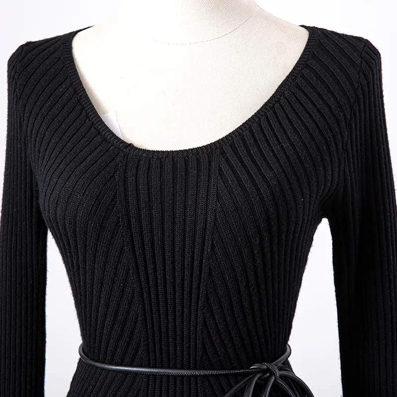 Chic Black O-neck Knitted Sweater with Leather and Lace