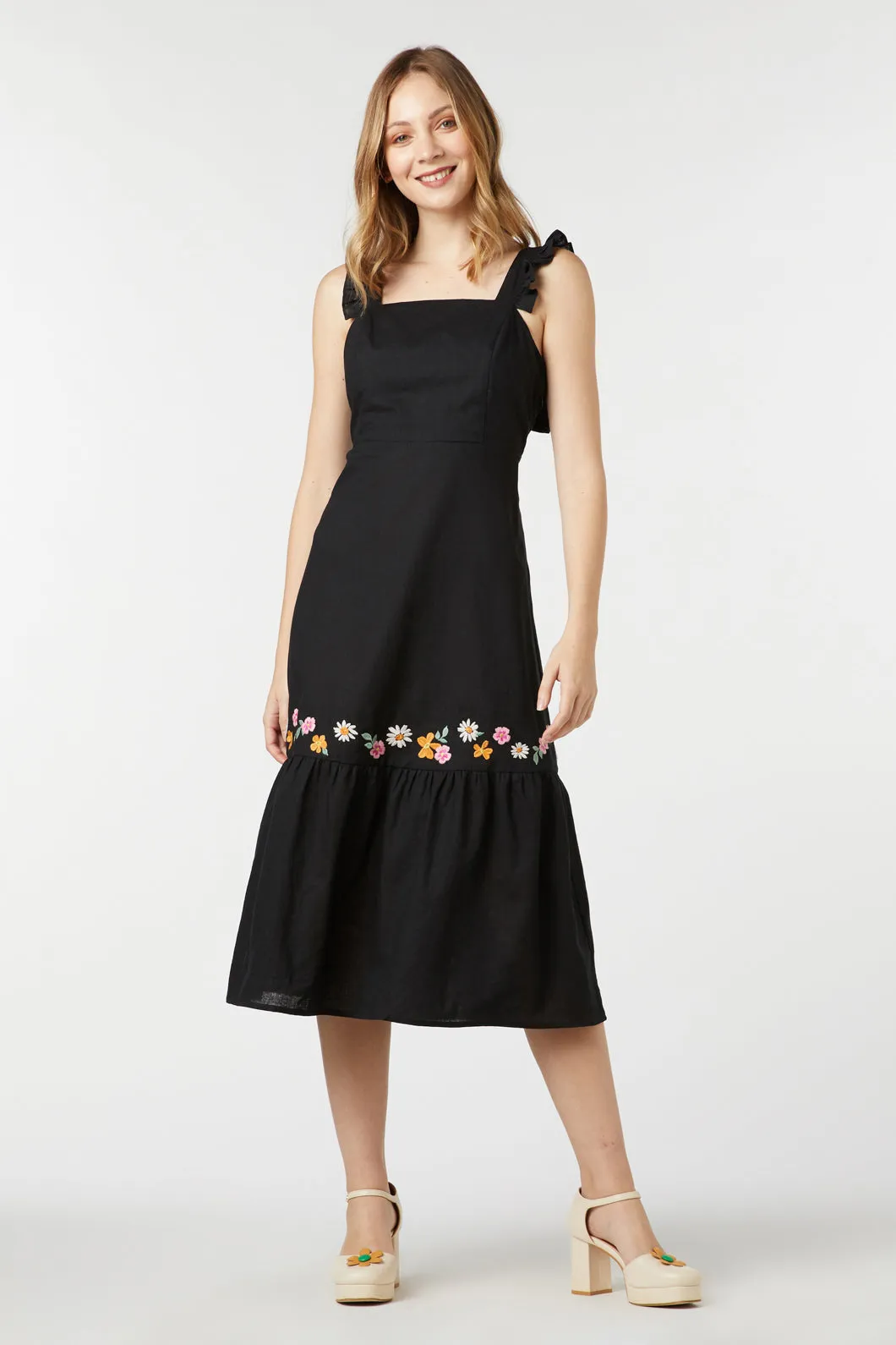 Embroidered Midi Dress Wendy