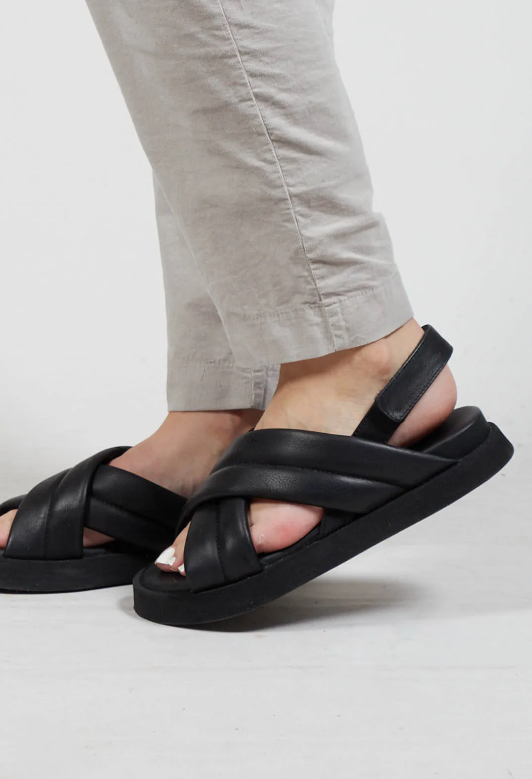 Cross Over Strap Sandals