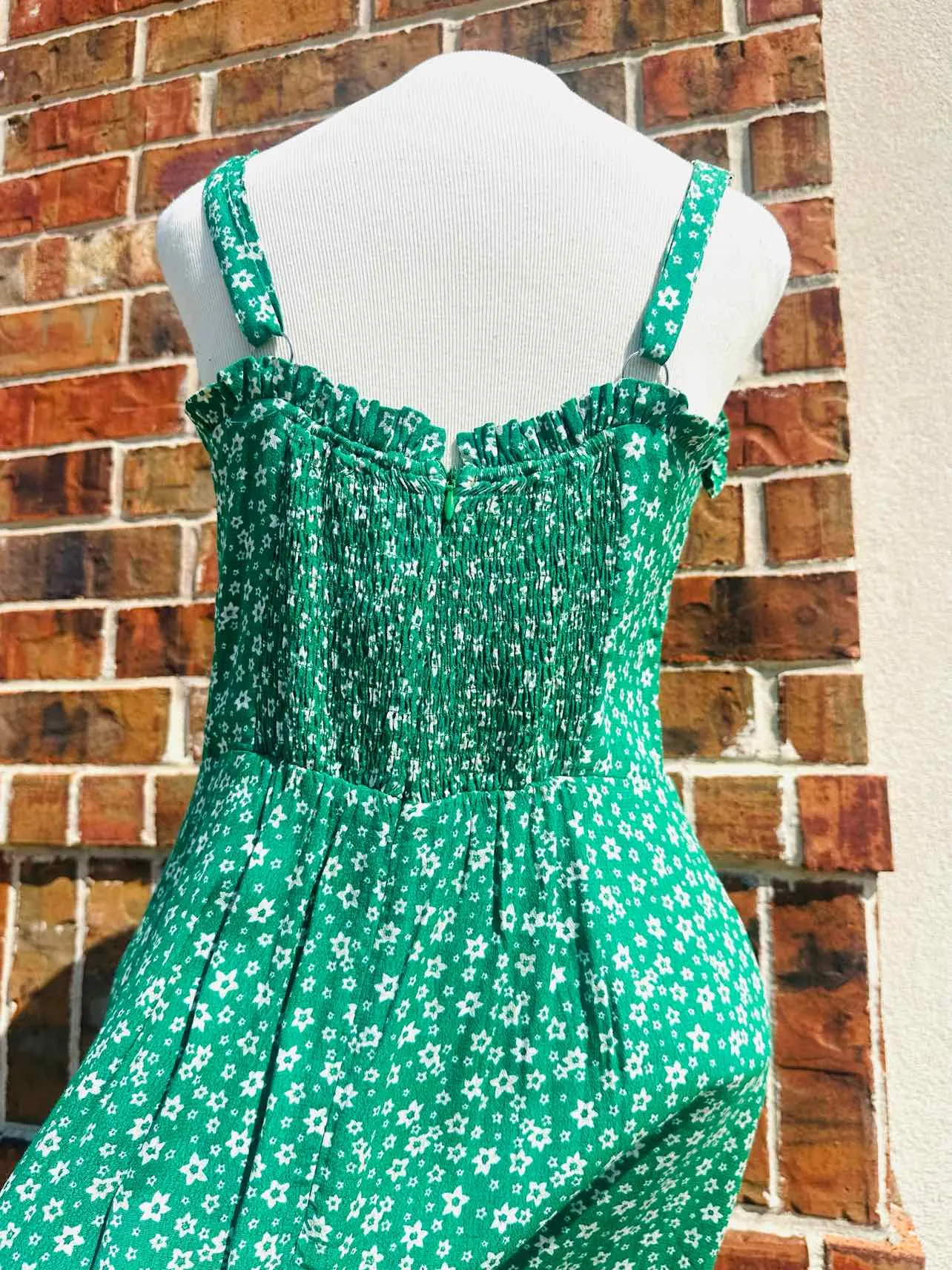 Green/White Floral Dresses in Size L