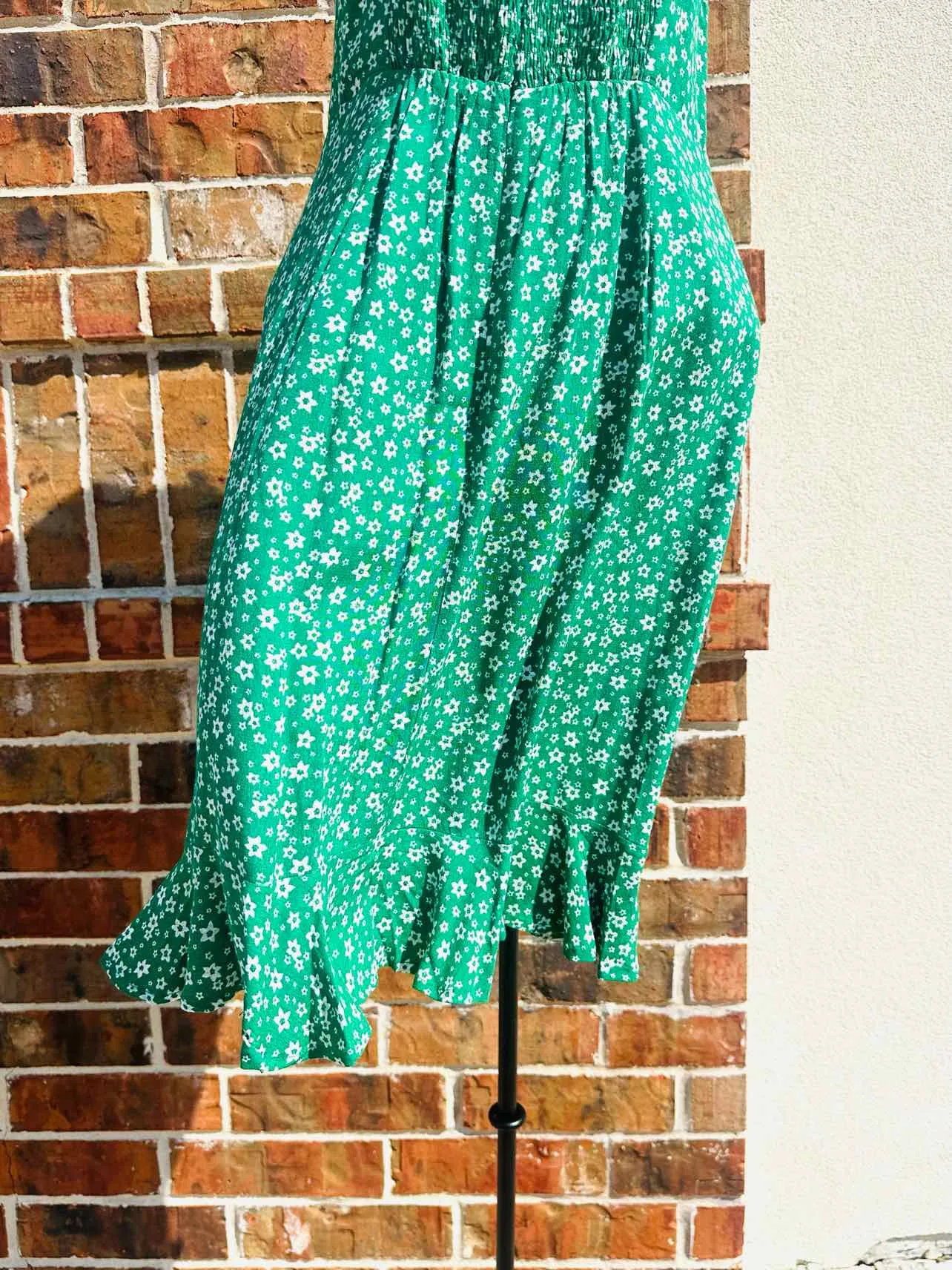 Green/White Floral Dresses in Size L