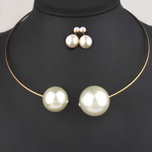 Large Faux Pearl Rhinestone Jewelry Set