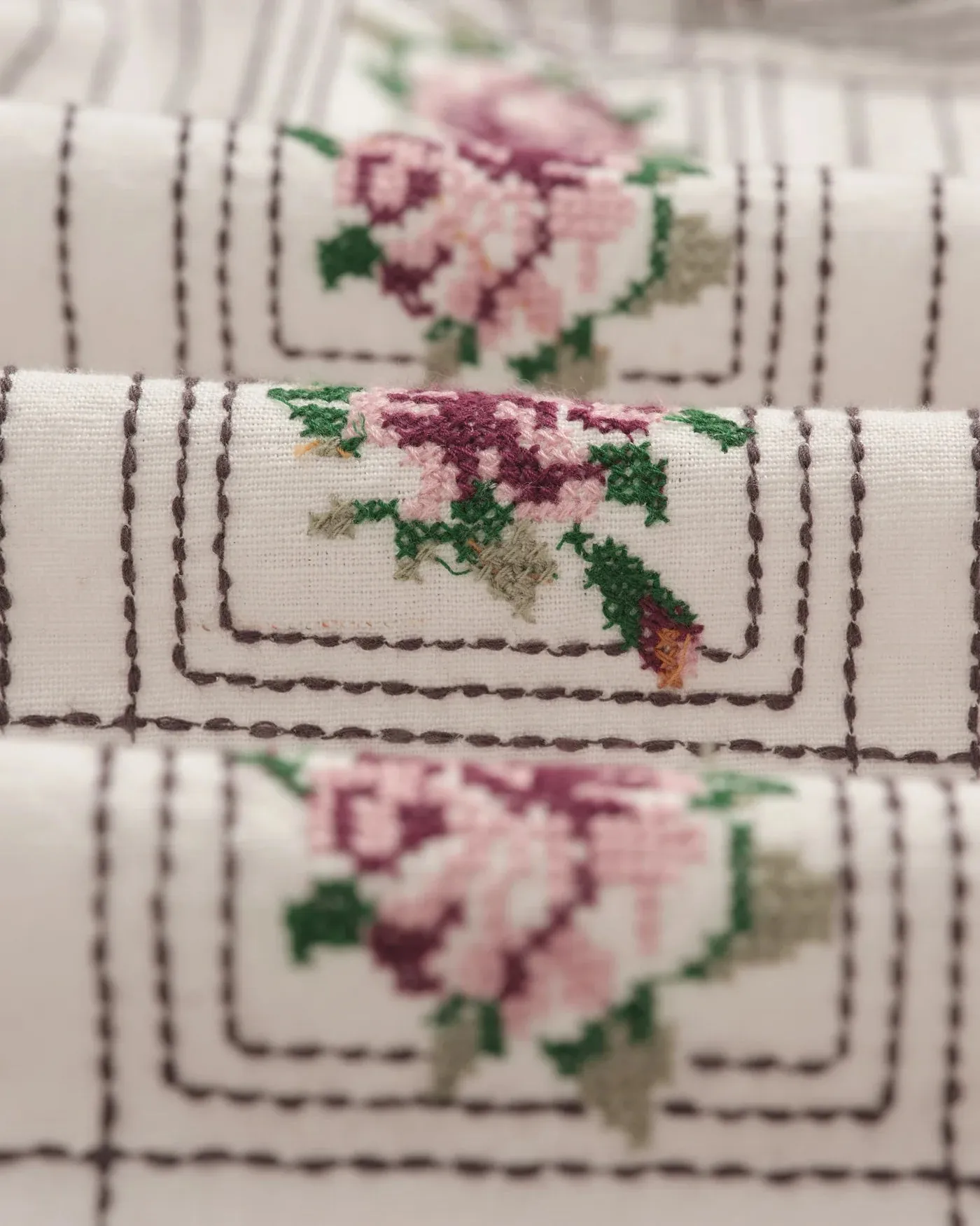 Didcot Embroidered Tapestry Shirt