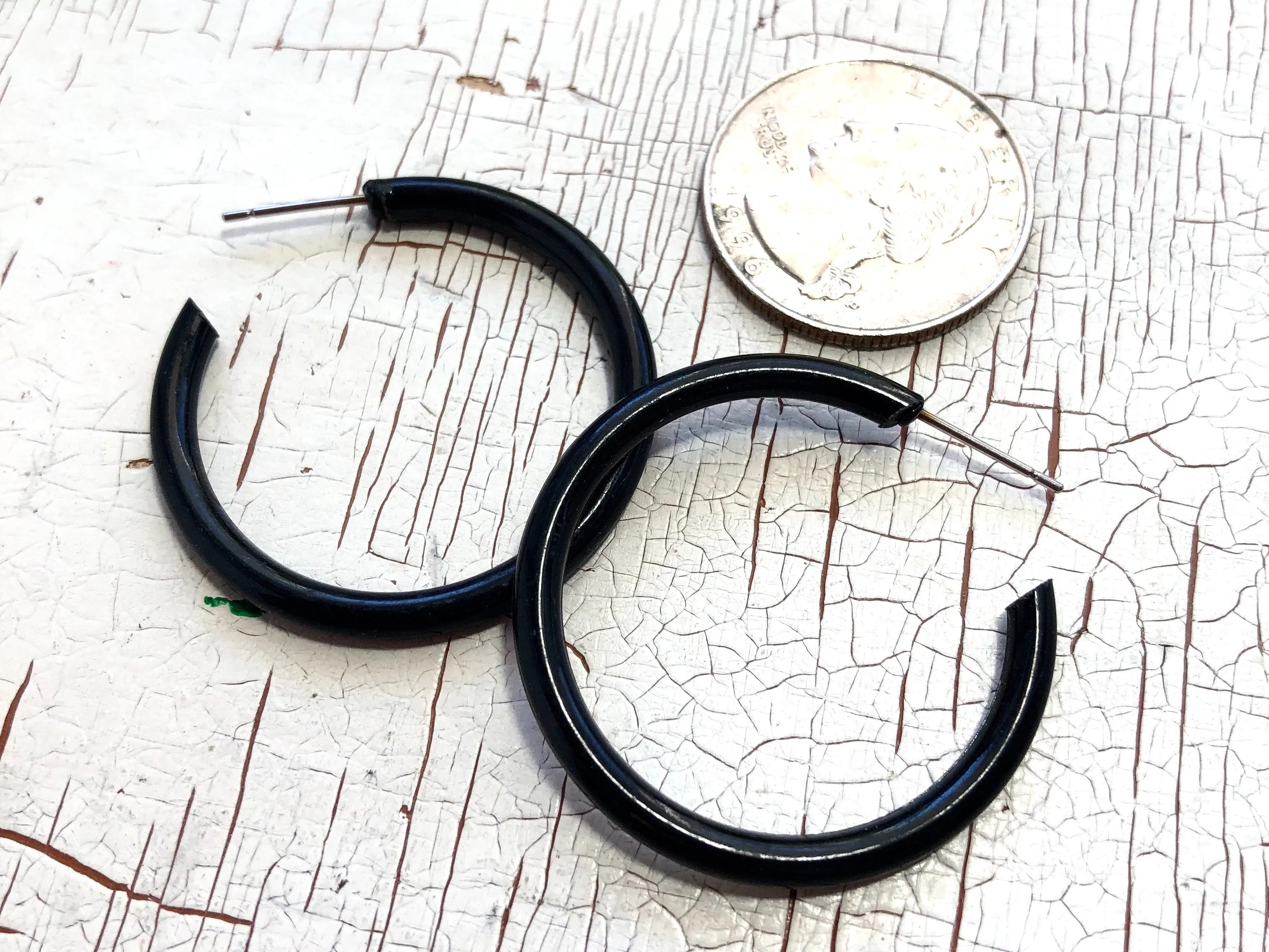 Vintage Black Plastic Tube Hoop Earrings for Women